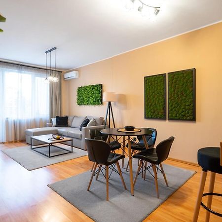 Cosy Green Apt Close To Macedonia Square Sofia Zewnętrze zdjęcie