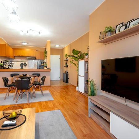 Cosy Green Apt Close To Macedonia Square Sofia Zewnętrze zdjęcie