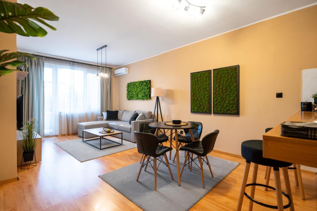 Cosy Green Apt Close To Macedonia Square Sofia Zewnętrze zdjęcie