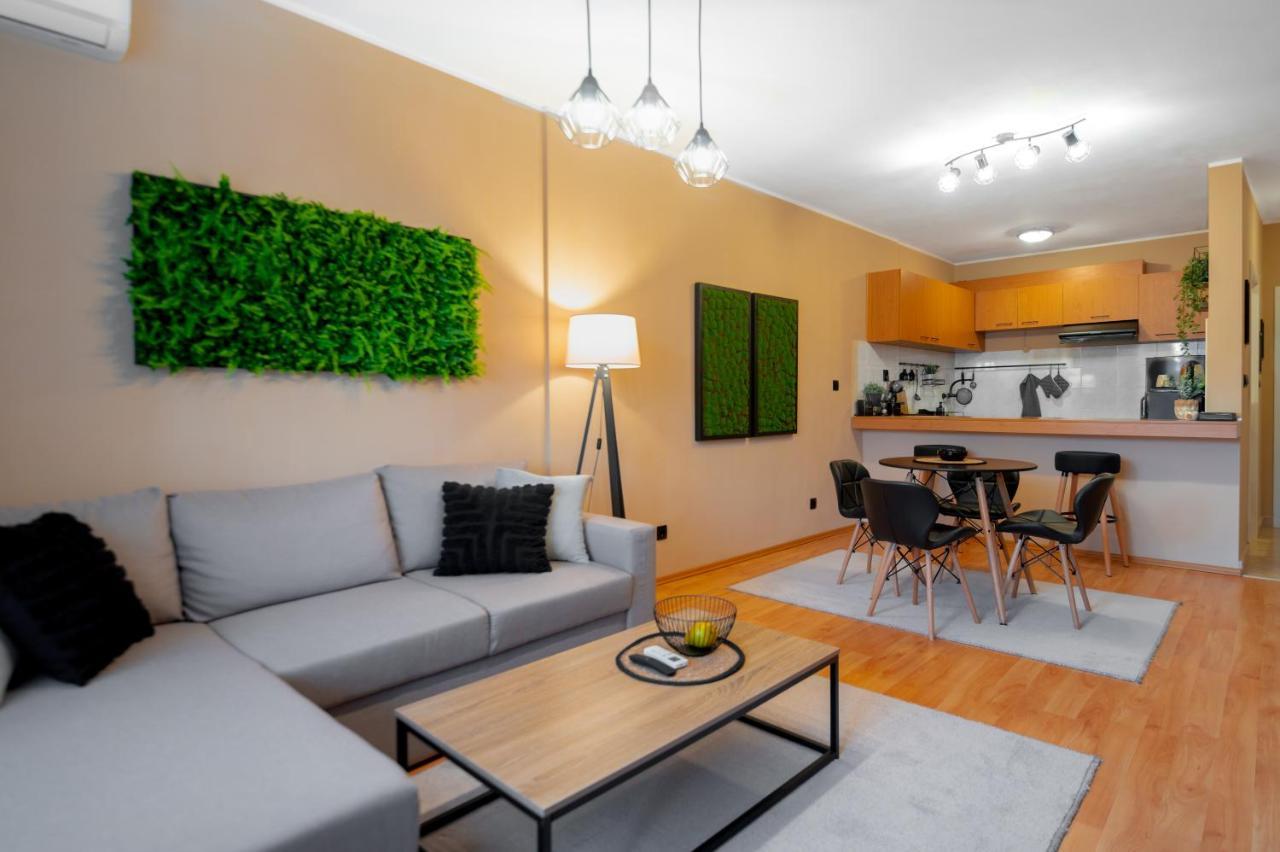 Cosy Green Apt Close To Macedonia Square Sofia Zewnętrze zdjęcie