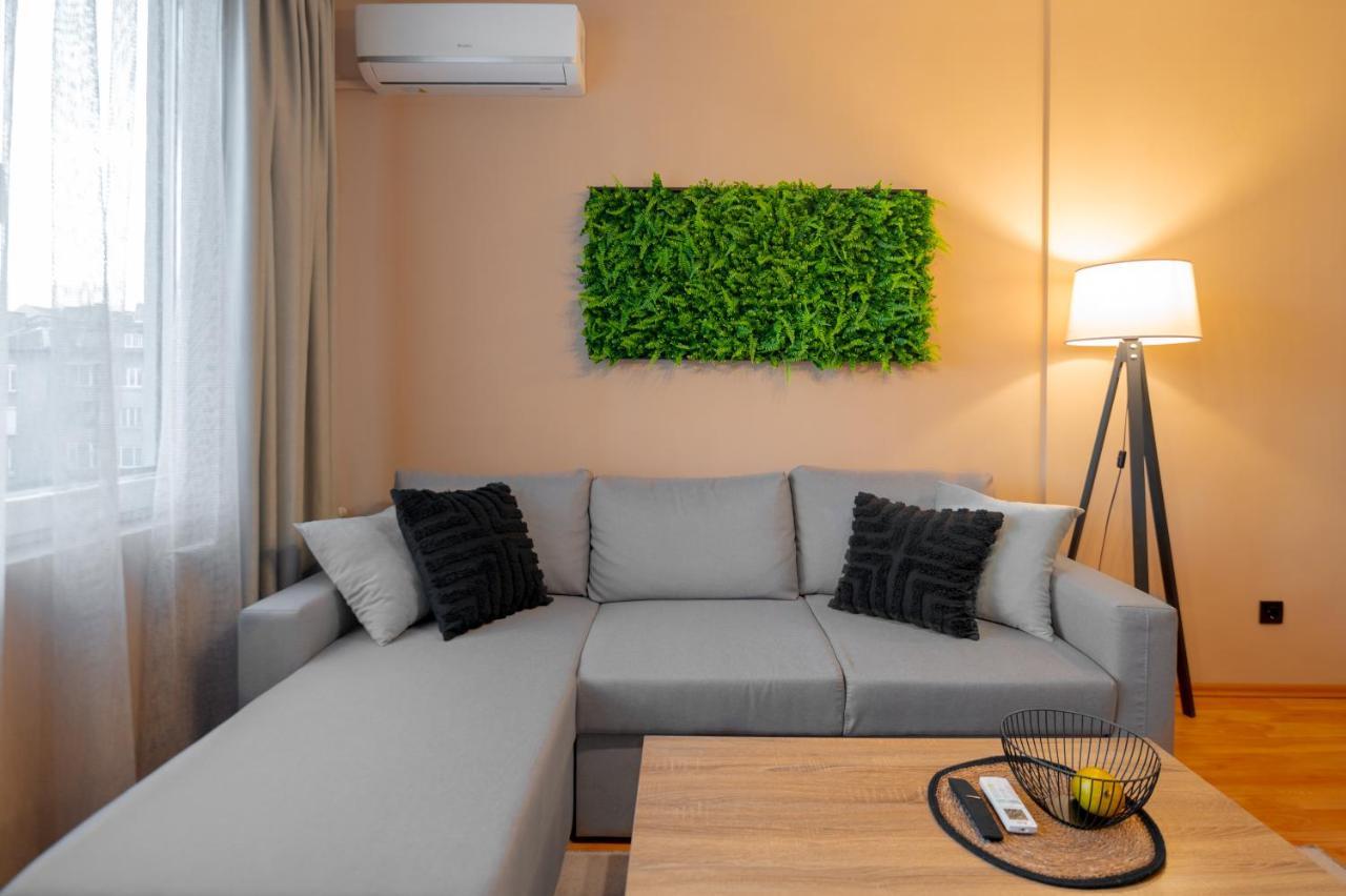 Cosy Green Apt Close To Macedonia Square Sofia Zewnętrze zdjęcie