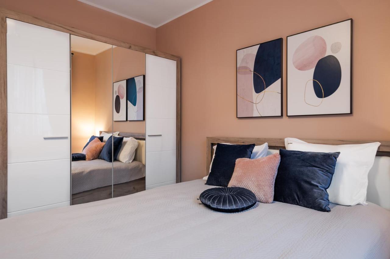 Cosy Green Apt Close To Macedonia Square Sofia Zewnętrze zdjęcie